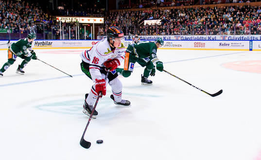 Örebros Lukas Pilö och Färjestads Pontus Widerström