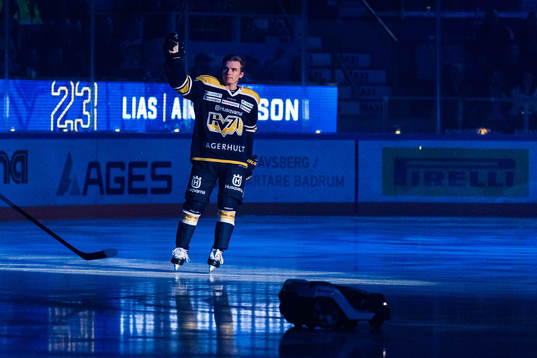 s Lias Andersson gör entre
