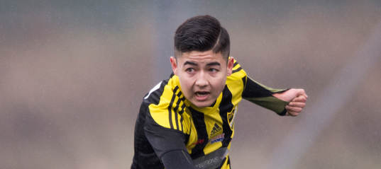 IFK Hässleholms Ali Reza Nazari i matchen i Vintercupen