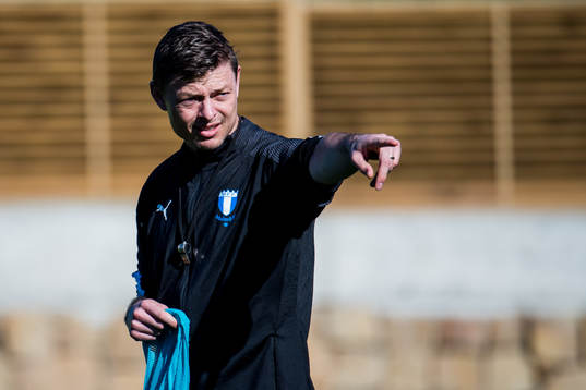 Tränare Jon Dahl Tomasson