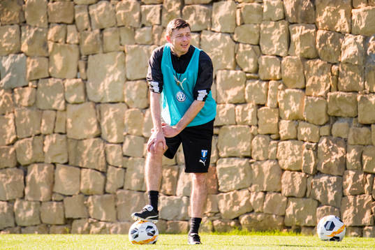 Tränare Jon Dahl Tomasson