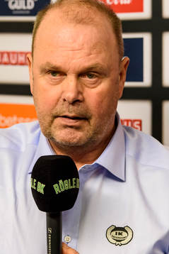 Oskarshamns tränare Per-Erik Johnsson på presskonferensen