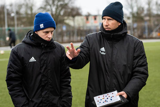 Eskilsminnes assisterande tränare André Petersson