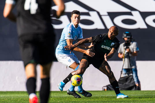 Ari of Krasnodar and Anel Ahmedhodzic of Malmö FF