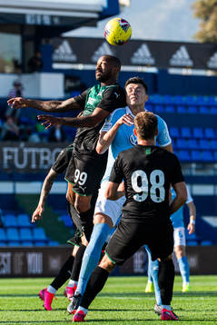 Manuel Fernandes of Krasnodar and Anel Ahmedhodzic of