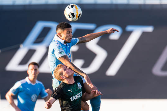 Romain Gall of Malmö FF and Cristian Ramírez of Krasnodar