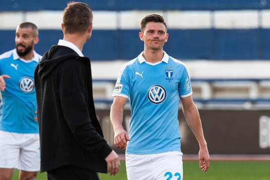 Marcus Antonsson of Malmö FF looks dejected