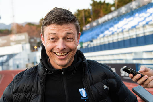 Jon Dahl Tomasson, head coach of Malmö FF, i s interviewed