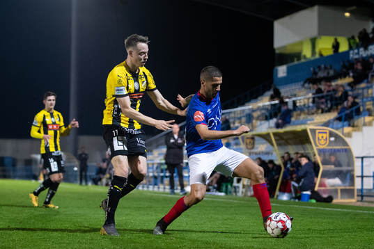 Häckens Viktor Lundberg och Vålerengas Amin Nouri