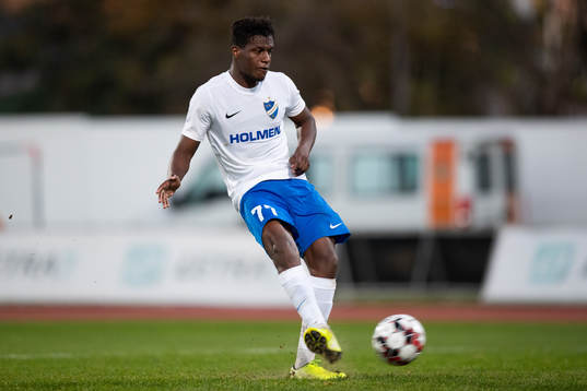 Manasse Kusu of Norrköping scores the decisive penalty