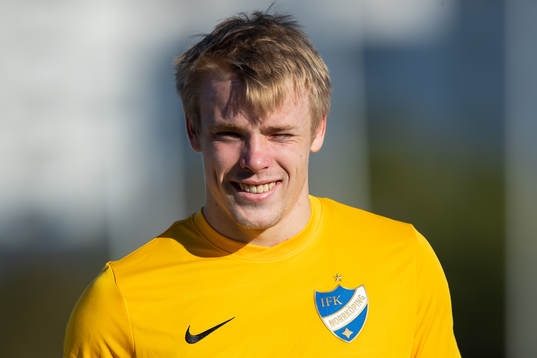 Goalkeeper Isak Pettersson of Norrköping