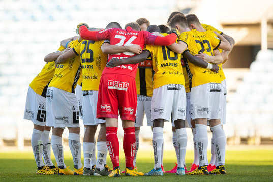 Players of Häcken prior to The Atlantic Cup match between