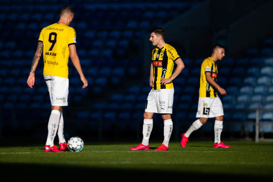 Gustaf Nilsson, Adnan Maric and Ali Youssef of Häcken look
