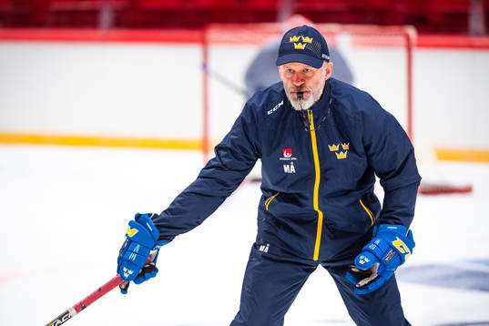 Assistant coach Markus Åkerblom