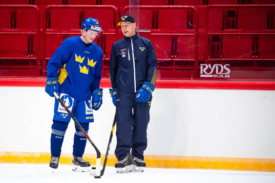 Jesper Sellgren and assistant coach Marcus Ragnarsson