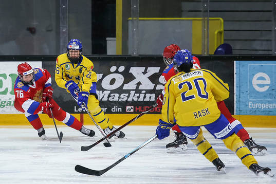 Rysslands Eykaterina Nikolayeva och Sveriges Hanna Olsson