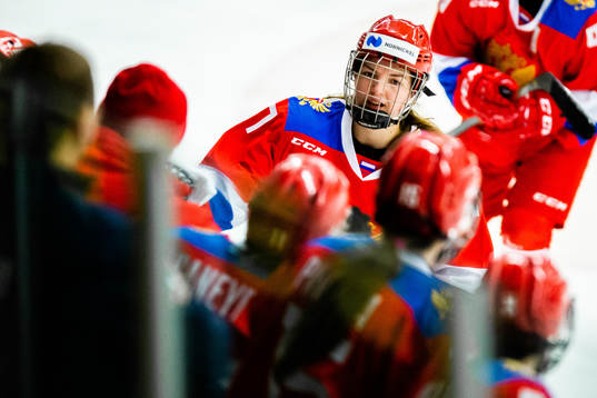 Rysslands Anna Shokhina jublar