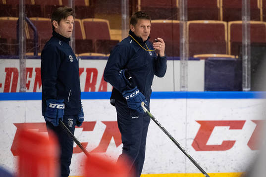 Leksands tränare Ulf Samuelsson och Leksands assisterande