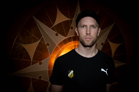 Häckens lagkapten Rasmus Lindgren