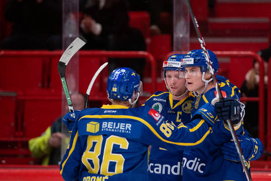 Fredrik Händemark of Sweden celebrates