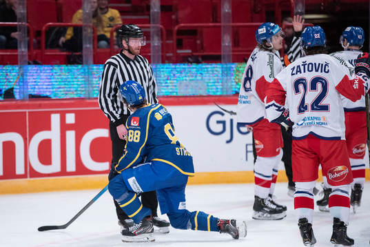 Malte Strömwall of Sweden in pain