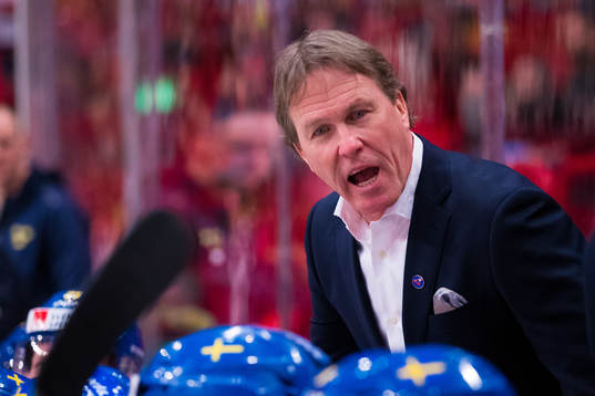 Head coach Johan Garpenlöv of Sweden reacts