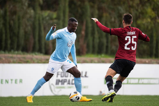 Bonke Innocent of Malmö FF and Michal Travnik of Sparta