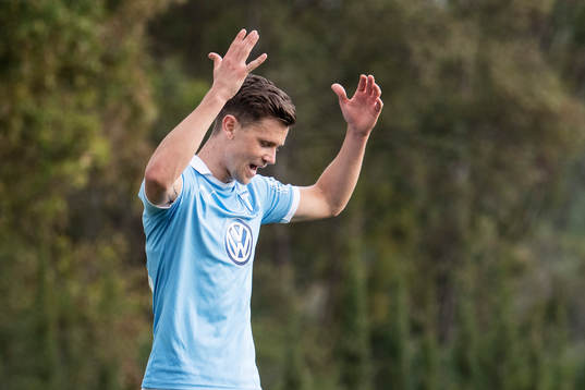 Marcus Antonsson of Malmö FF looks dejected