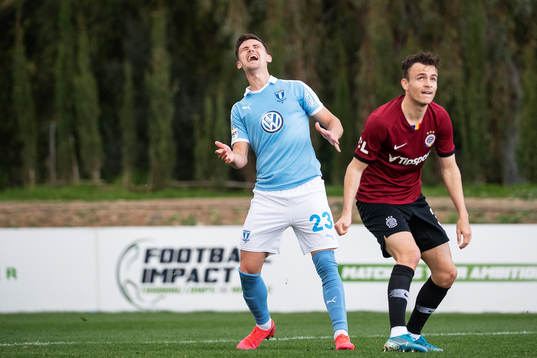 Marcus Antonsson of Malmö FF looks dejected