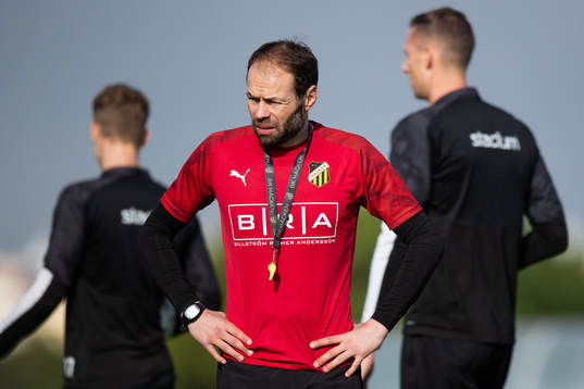 Häckens tränare Andreas Alm