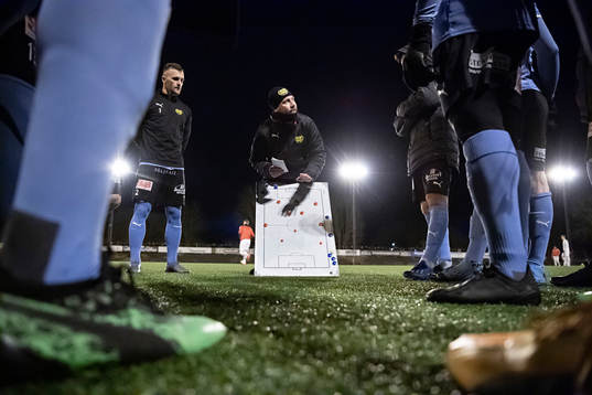 Mjällbys tränare Marcus Lantz i paus