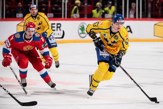 Vasily Podkolzin of Russia and Fredrik Händemark of Sweden