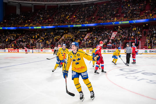 Bläddra bland fler bilder av Ice Hockey, Beijer Hockey Games, Sweden - Russia