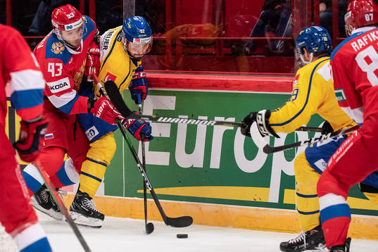 Artyom Sergeyev of Russia and Lukas Bengtsson of Sweden