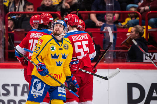 Lukas Bengtsson of Sweden looks dejected