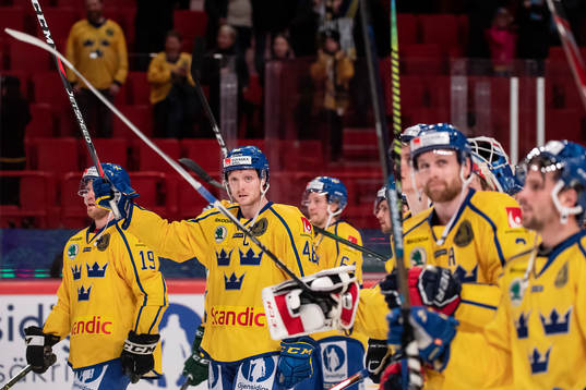 Carl Klingberg of Sweden with team mates celebrate