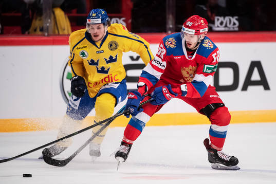 Malte Strömwall of Sweden and Kirill Marchenko of Russia