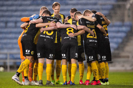 Players Hammarbys gather