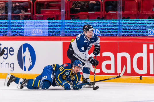 Mathias Bromé of Sweden and Teemu Pulkkinen of Finland