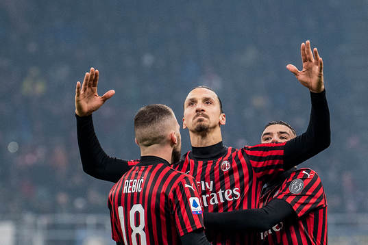 Zlatan Ibrahimovic of Milan celebrates