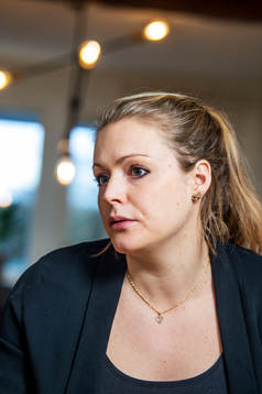 Hilda Carlén var landslagsmålvakt i fotboll men valde