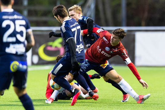 Bläddra bland fler bilder av Fotboll, Träningsmatch, Utsikten - Örgryte
