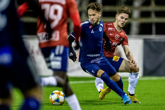 Örgrytes Samuel Ohlsson mot Utsiktens Andreas Öhman