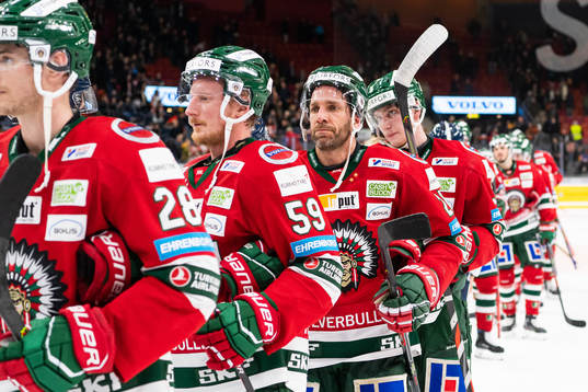 Frölundas Simon Hjalmarsson och Joel Lundqvist deppar