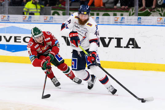 Frölundas Samuel Fagemo och Linköpings Jonas Junland