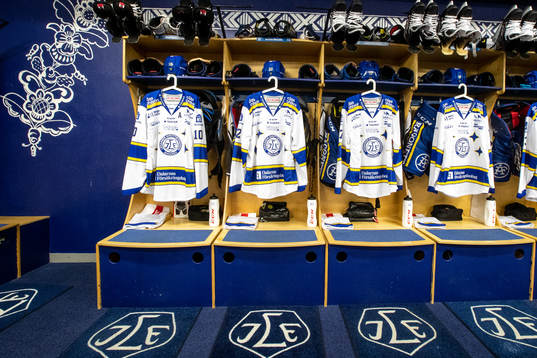 Leksands omklädningsrum är redo innan ishockeymatchen i