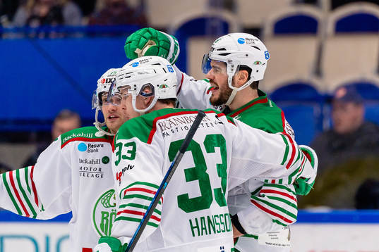 Rögles Eric Gelinas jublar