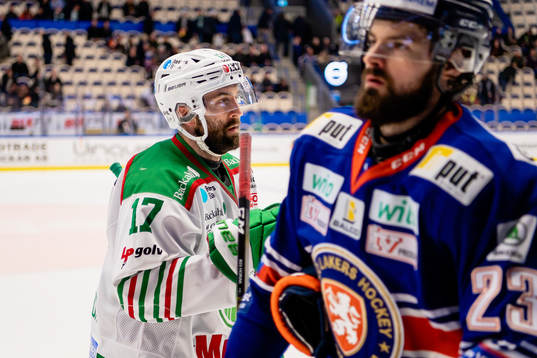 Rögles Taylor Matson jublar
