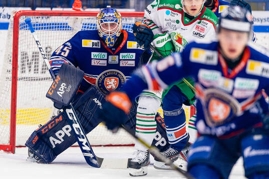 Växjös målvakt Viktor Andrén