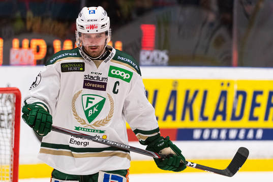 Färjestads Linus Johansson deppar